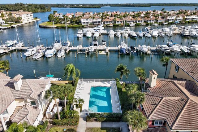 5520 N Harbor Village Drive 105, Vero Beach, FL 32967