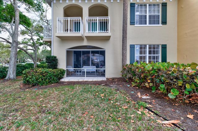 5520 N Harbor Village Drive 105, Vero Beach, FL 32967