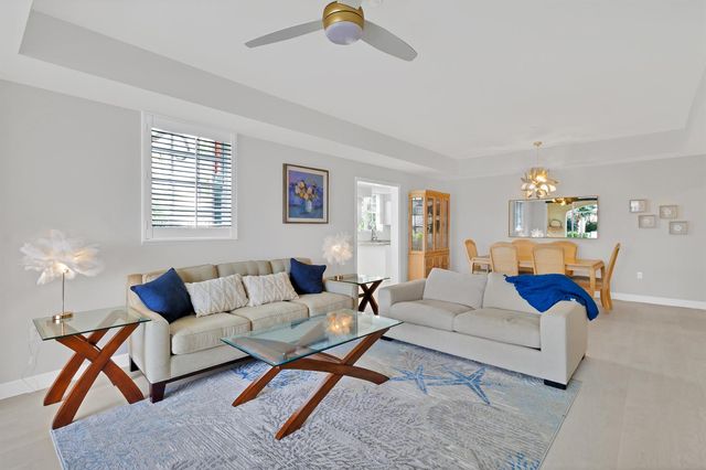 5520 N Harbor Village Drive 105, Vero Beach, FL 32967