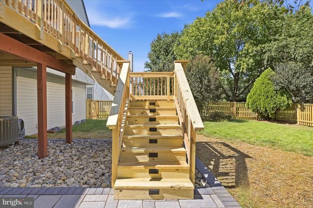 13704 SPRINGHAVEN DR, Chantilly, VA 20151