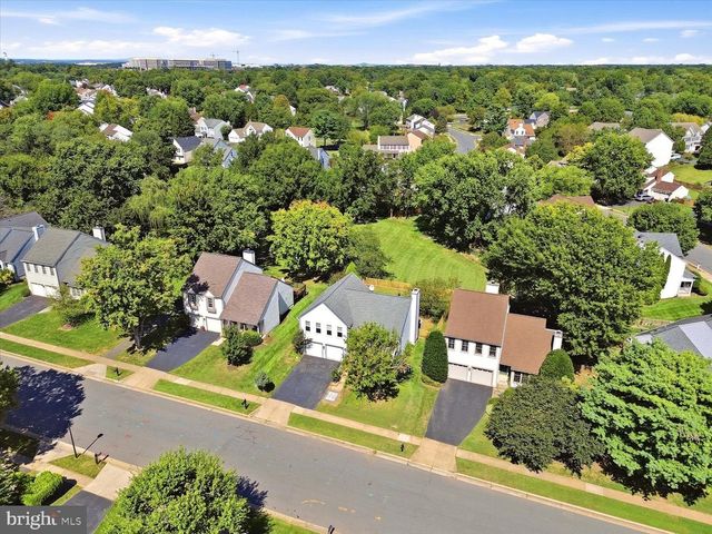 13704 SPRINGHAVEN DR, Chantilly, VA 20151