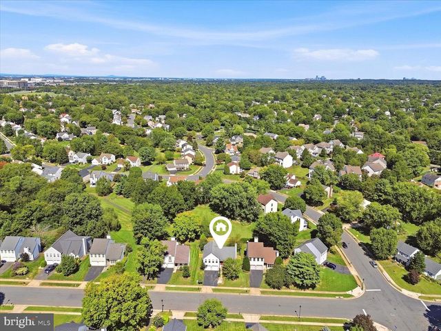 13704 SPRINGHAVEN DR, Chantilly, VA 20151