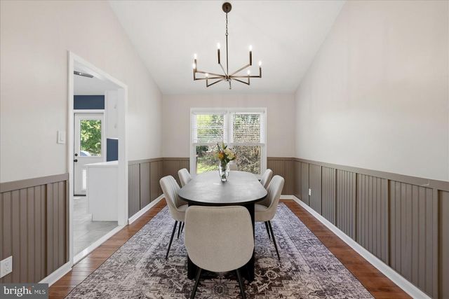 13704 SPRINGHAVEN DR, Chantilly, VA 20151