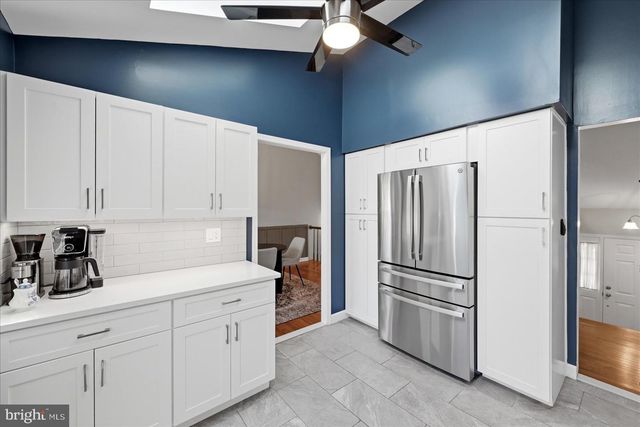 13704 SPRINGHAVEN DR, Chantilly, VA 20151