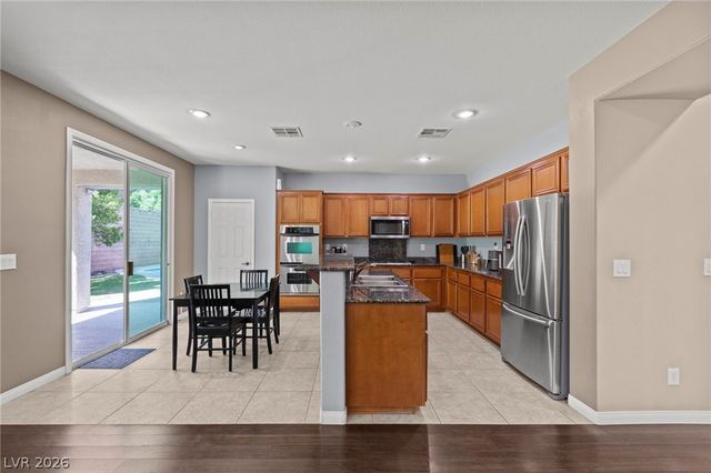 133 Bear Coat Court, Henderson, NV 89002