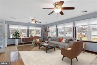 905 LINFIELD RD, Newark, DE 19713