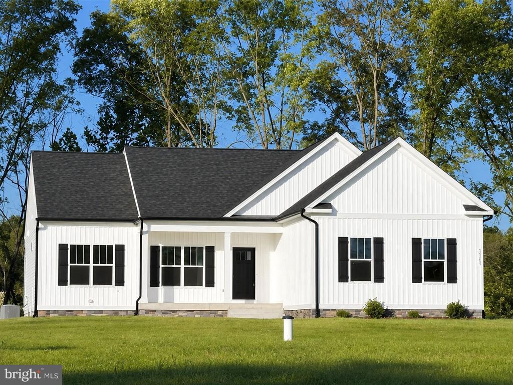 11585 FOREST WALK DR, Spotsylvania, VA 22551