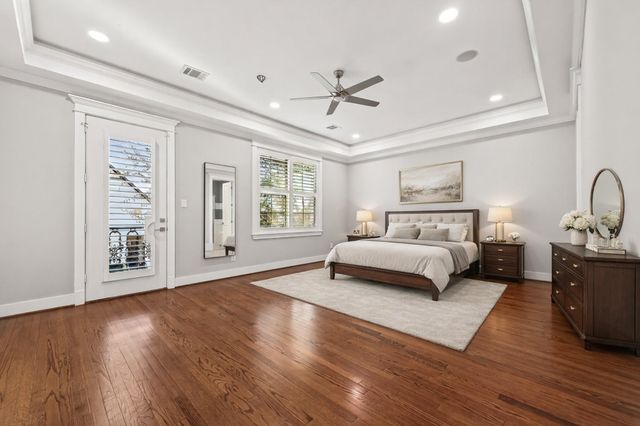 821 E 25th Street E, Houston, TX 77009