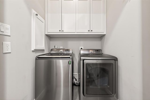 821 E 25th Street E, Houston, TX 77009