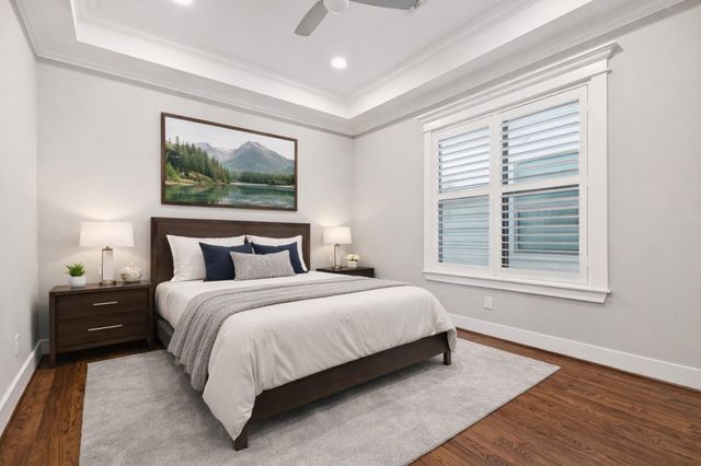 821 E 25th Street E, Houston, TX 77009