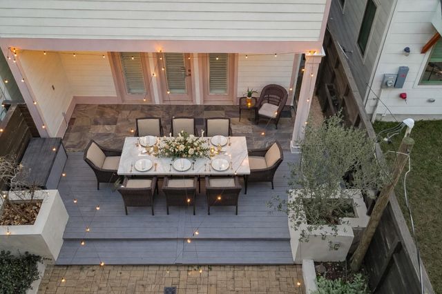 821 E 25th Street E, Houston, TX 77009