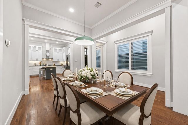 821 E 25th Street E, Houston, TX 77009