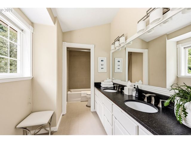 2669 GARFIELD St, Eugene, OR 97405