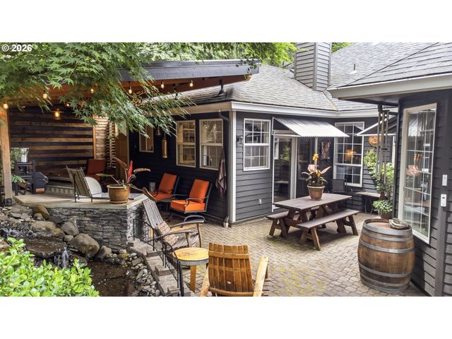 2669 GARFIELD St, Eugene, OR 97405