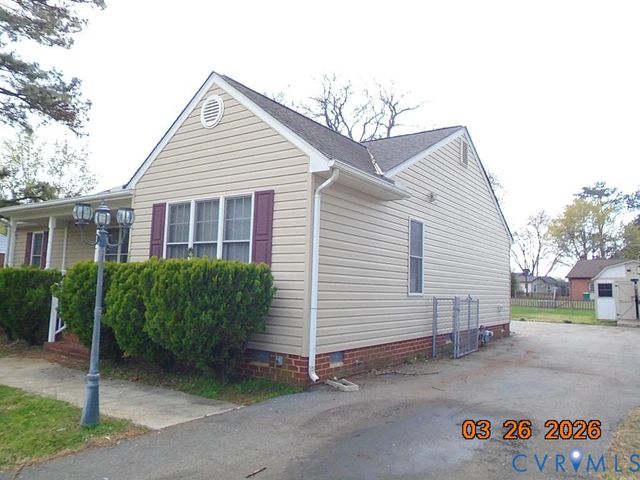 522 Mansfield Dr, Henrico, VA 23223
