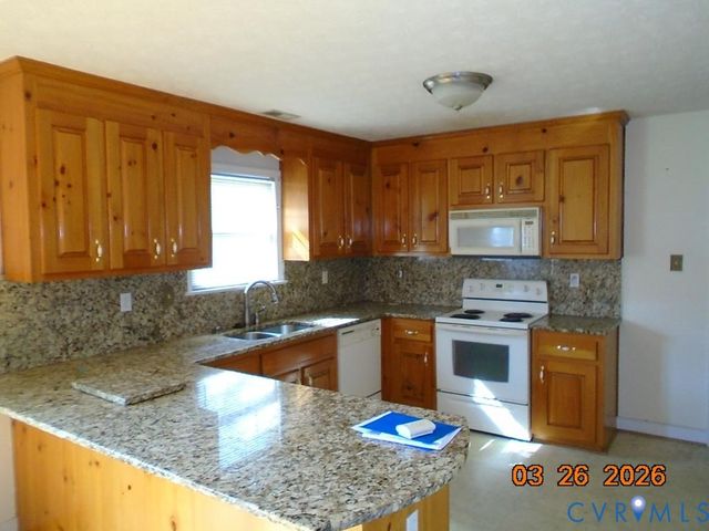 522 Mansfield Dr, Henrico, VA 23223
