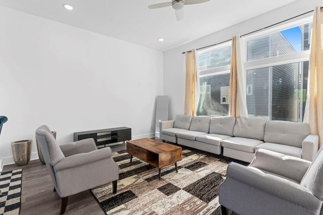 4017 Ward Street, Houston, TX 77021