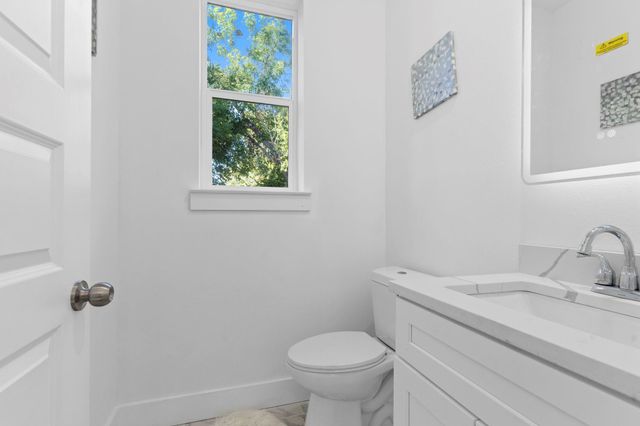 4017 Ward Street, Houston, TX 77021