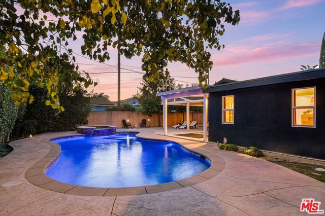 22258 Schoenborn Street, West Hills, CA 91304