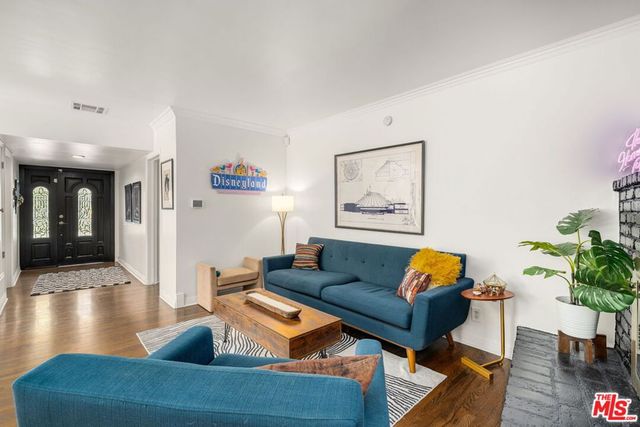 22258 Schoenborn Street, West Hills, CA 91304