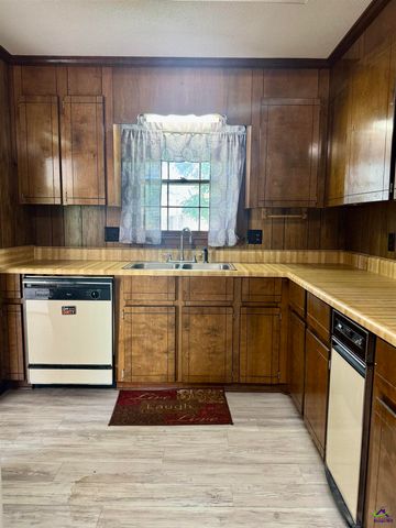 3349 Sandy Circle, Macon, GA 31216