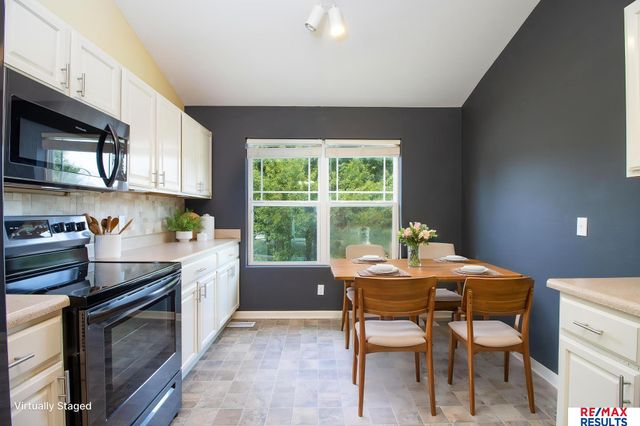 8027 N 147 Street, Bennington, NE 68007