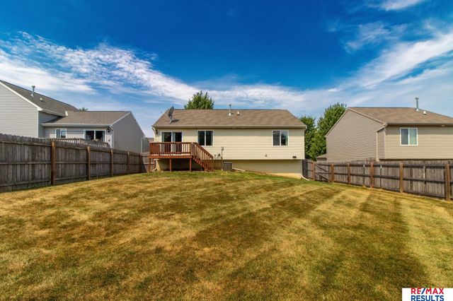 8027 N 147 Street, Bennington, NE 68007