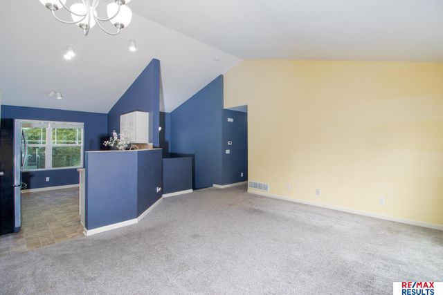 8027 N 147 Street, Bennington, NE 68007