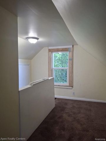19158 Blackstone Street, Detroit, MI 48219