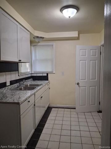 19158 Blackstone Street, Detroit, MI 48219