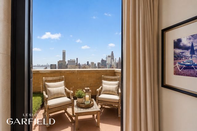 400 E 70th St Apt 3601, New York City, NY 10021