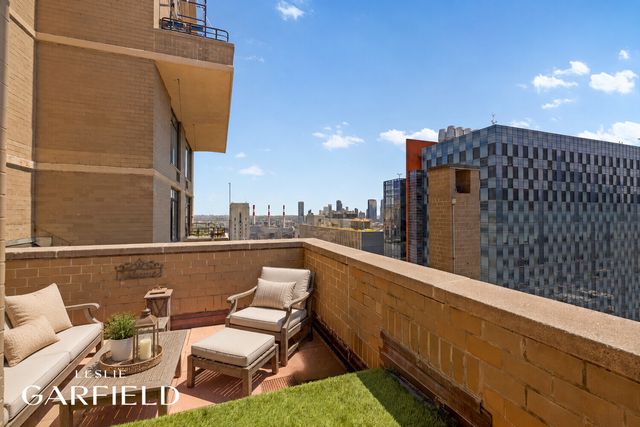 400 E 70th St Apt 3601, New York City, NY 10021