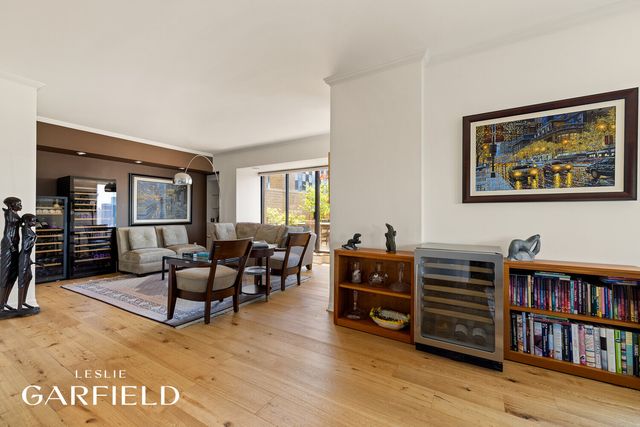400 E 70th St Apt 3601, New York City, NY 10021