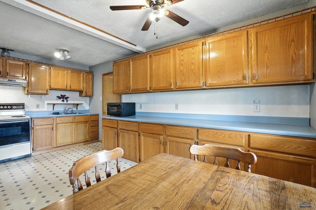 1108 LOCUST, Kadoka, SD 57543