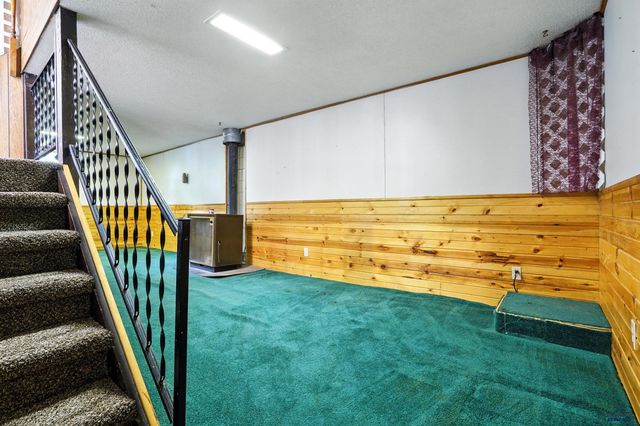 1108 LOCUST, Kadoka, SD 57543