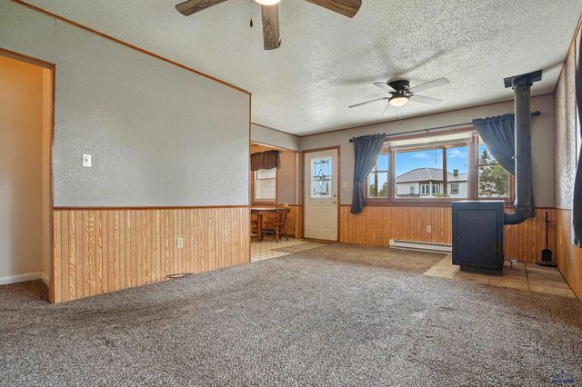 1108 LOCUST, Kadoka, SD 57543