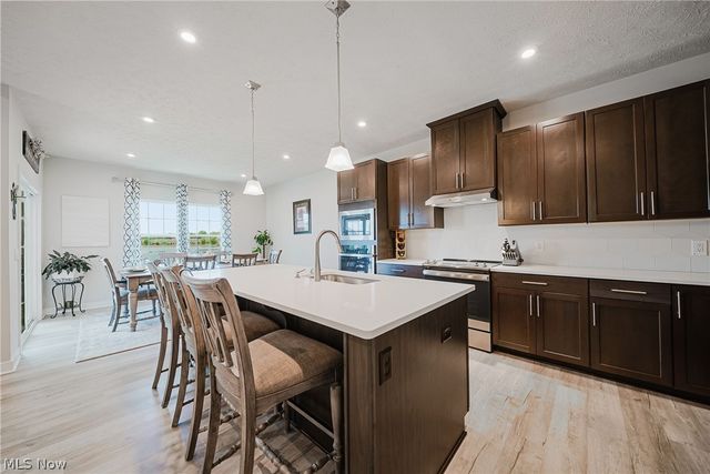34633 N Legends Way, Grafton, OH 44044