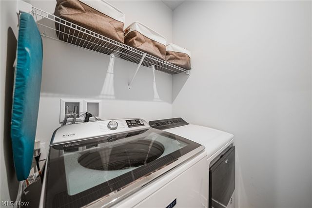 34633 N Legends Way, Grafton, OH 44044