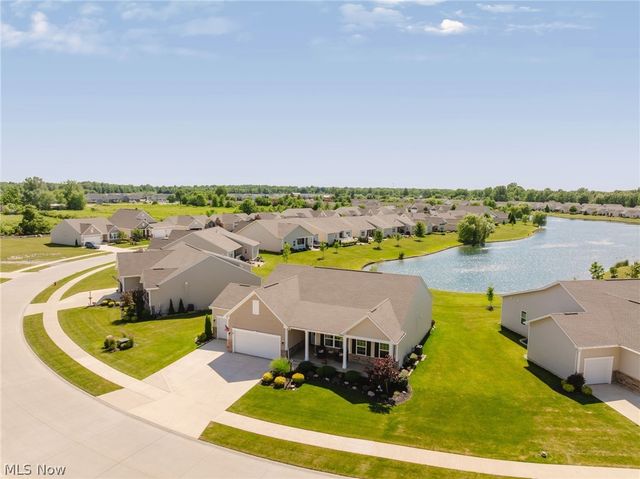 34633 N Legends Way, Grafton, OH 44044