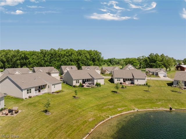 34633 N Legends Way, Grafton, OH 44044