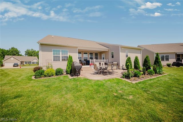34633 N Legends Way, Grafton, OH 44044
