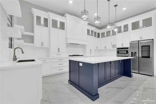 1813 E 28th Street, Mission, TX 78572