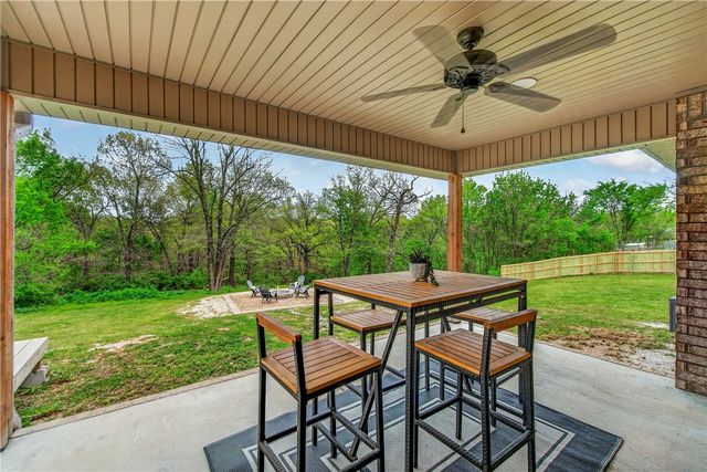10078 Fair Lane, Springdale, AR 72762