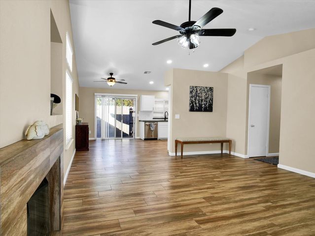 5101 Vigna Way, Salida, CA 95368