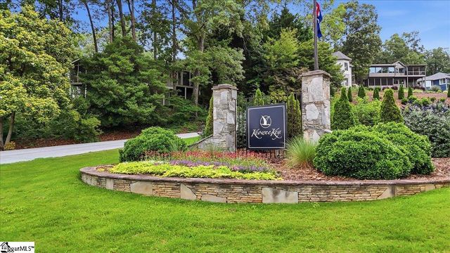 4 Boatswain Way, Salem, SC 29676