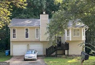 2734 Laurel View Drive, Snellville, GA 30039