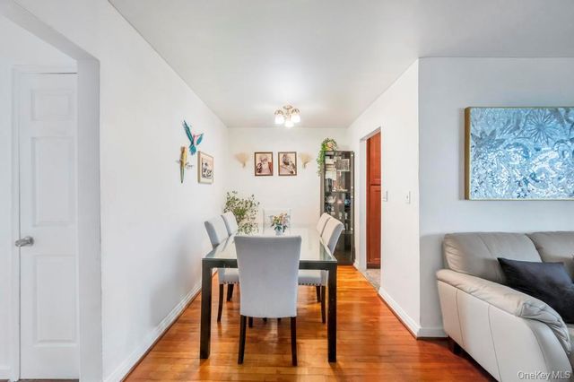 196-72 69th Ave 1 FL, Fresh Meadows, NY 11365