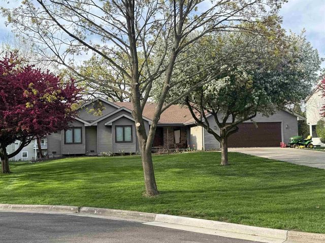 308 Fox Circle, Cottage Grove, WI 53527