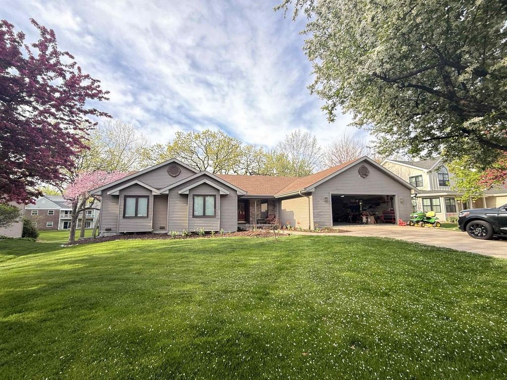 308 Fox Circle, Cottage Grove, WI 53527