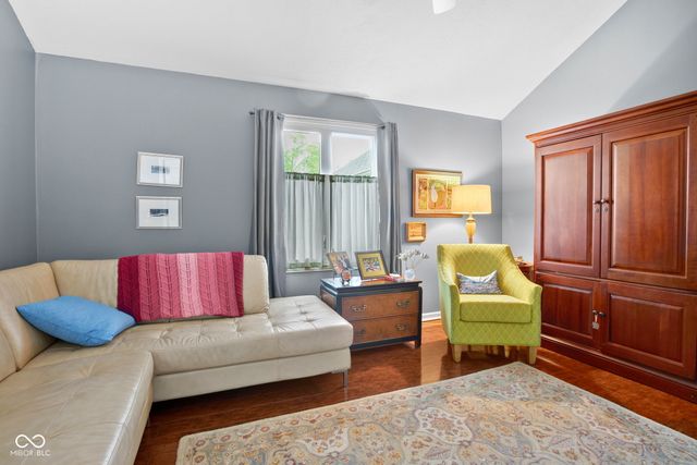 9158 West Point Place, Indianapolis, IN 46268